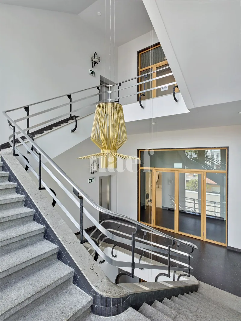Gewerbe in Le Locle — photo 7