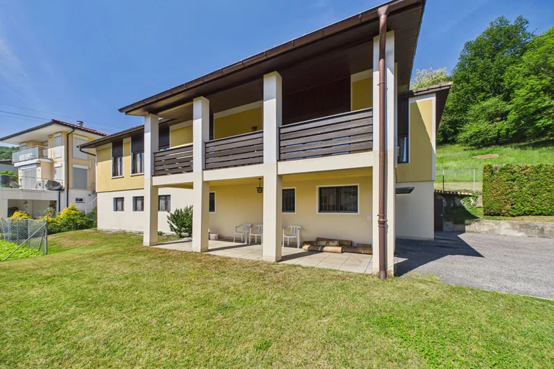 House / Villa 4.5 rooms in Tresa — 37
