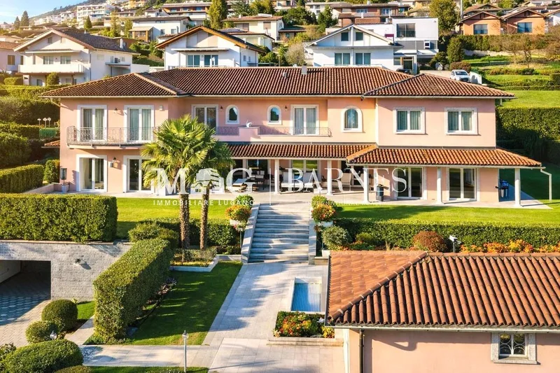 Maison / Villa 8 pièces à Lugano