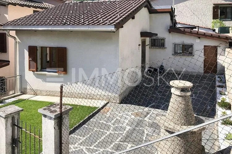 Maison / Villa 2 pièces à Piandera Paese — 2