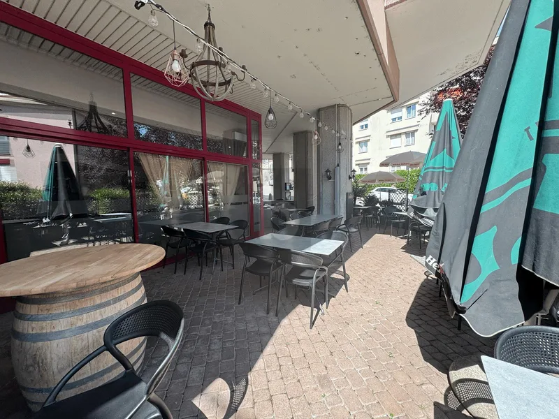 Commercial 3 rooms in Paudex