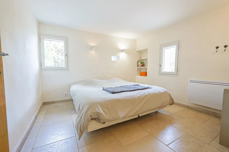 Maison / Villa 7 pièces à Monts de Vaucluse — photo 11