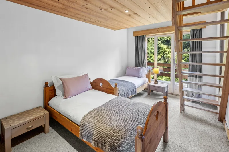 Maison / Villa 8 pièces à Ollon — 18