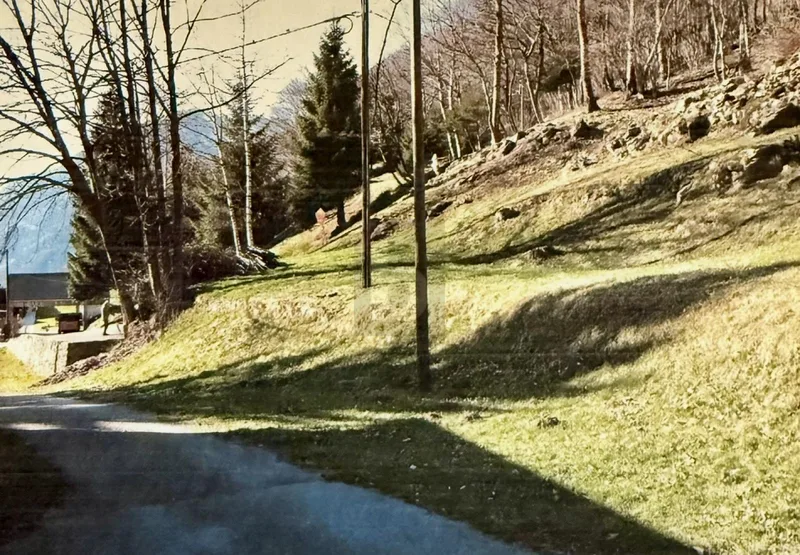 Grundstück in Quinto