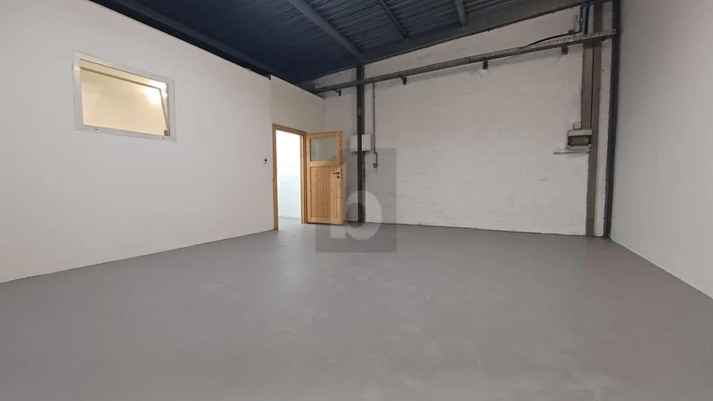 Gewerbe 3 Zimmer in Mettauertal — photo 3
