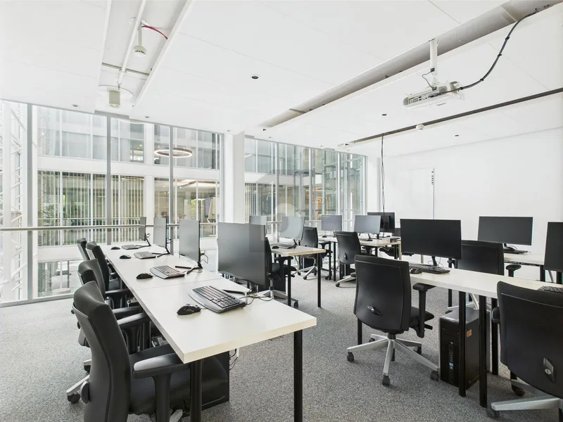 Gewerbe 12 Zimmer in Wallisellen — photo 4