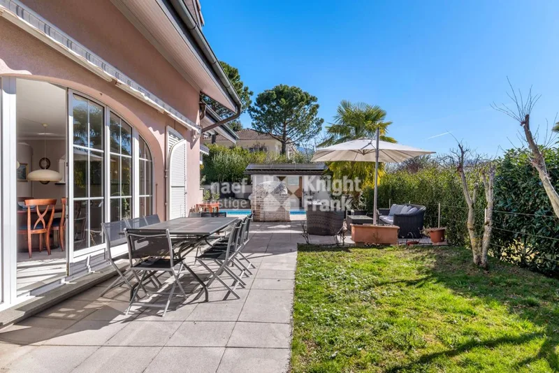 Maison / Villa 7.5 pièces à Brent