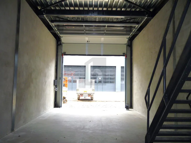 Gewerbe 2 Zimmer in Industriegebiet — photo 3