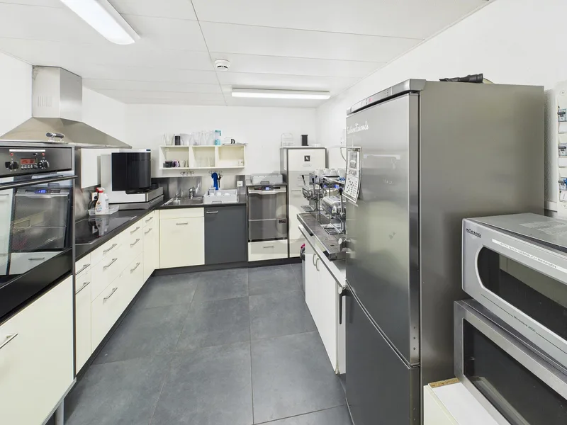 Gewerbe 1 Zimmer in zentral — photo 5