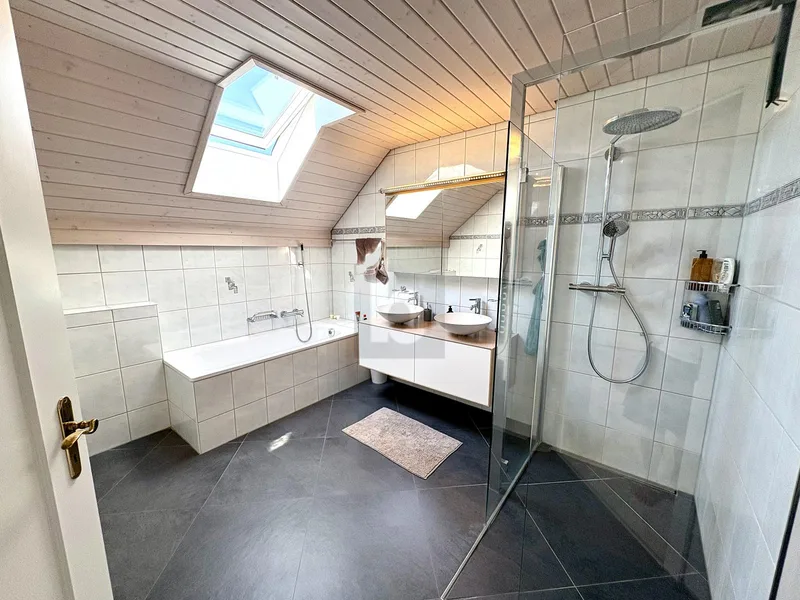 House / Villa 6 rooms in Eschenbach — photo 3