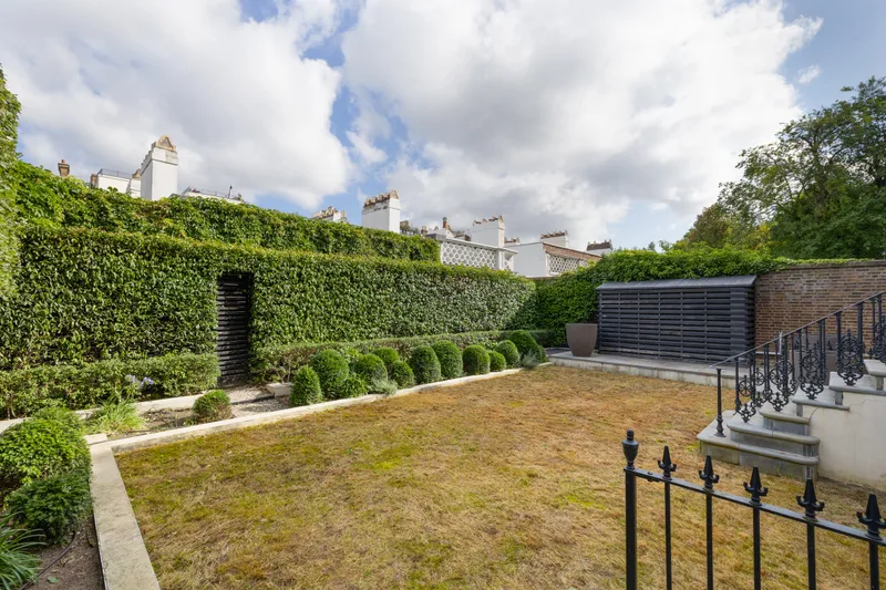 House / Villa 9 rooms in Holland Park — 8