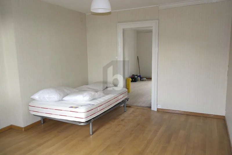 Gebäude 9 Zimmer in Basse-Vendline — photo 4