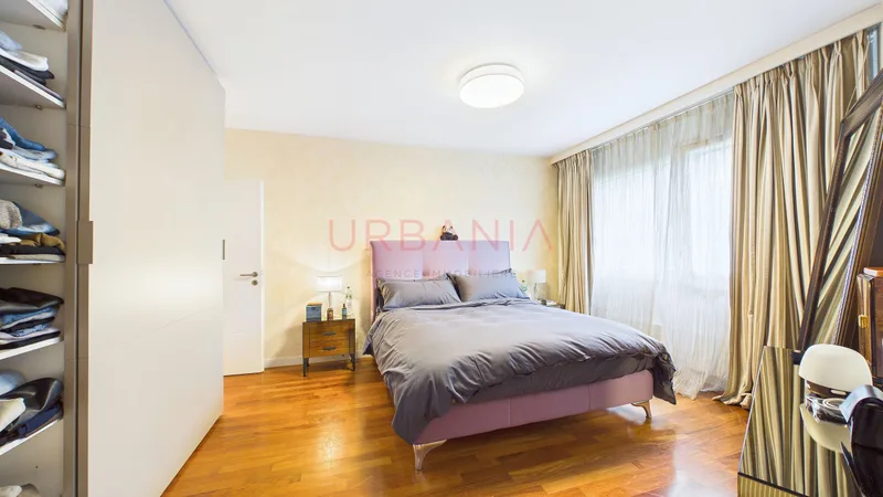 Appartement 5 pièces à Florissant — 3