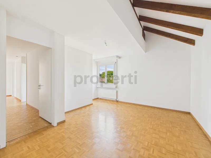 Apartment 5.5 rooms in Seebach — 3