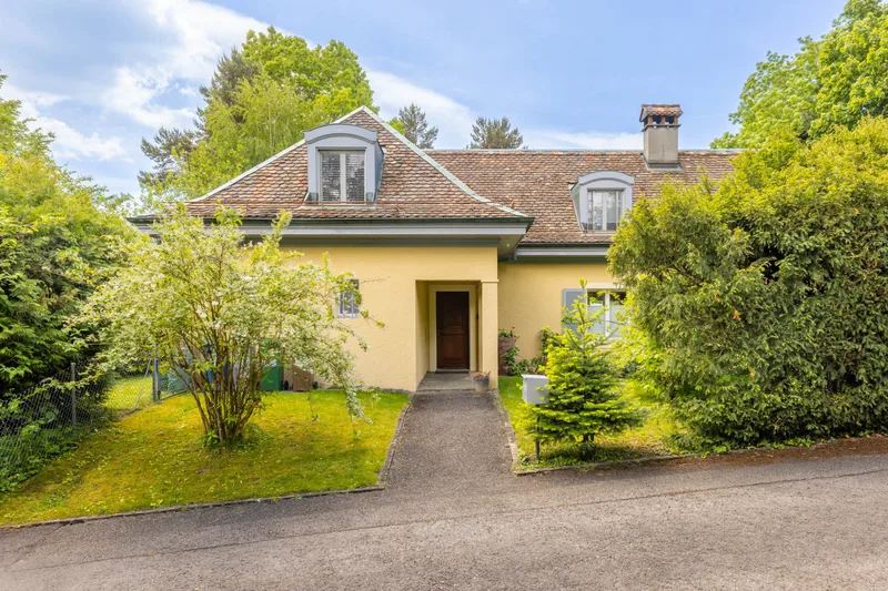 House / Villa 8.5 rooms in Château de Vennes — 18
