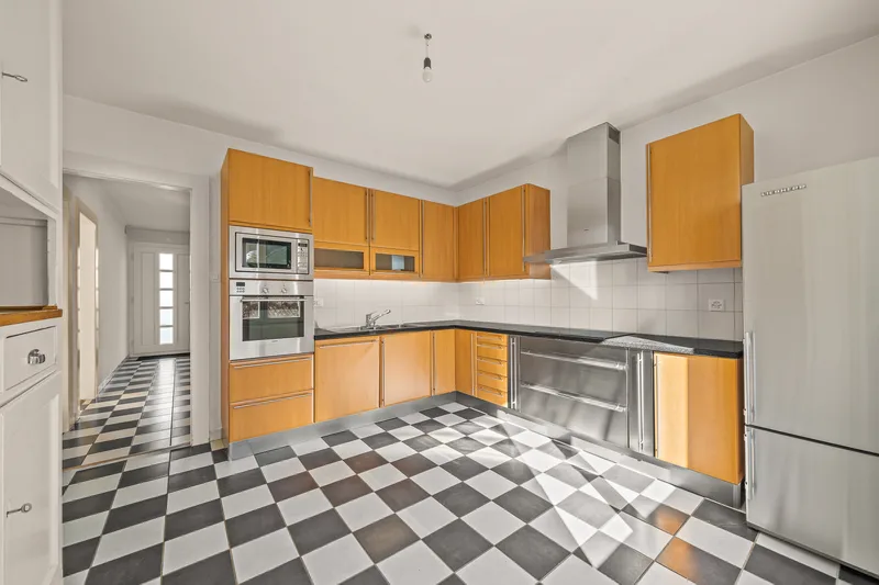 House / Villa in Lausanne — 2