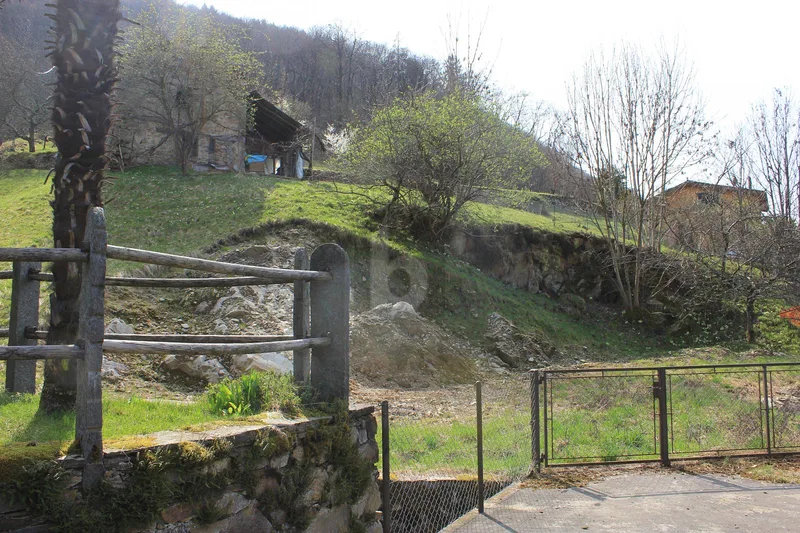 Land in Gambarogno