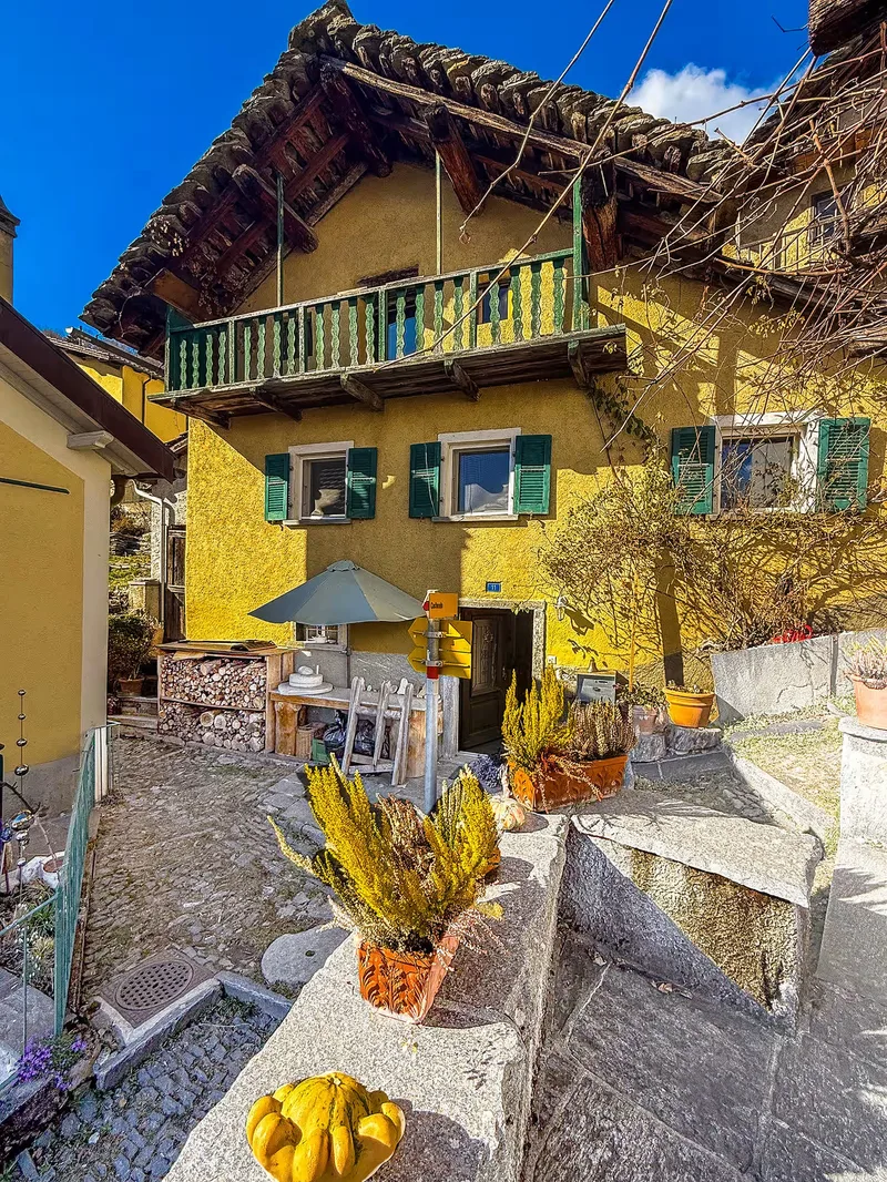 House / Villa 3 rooms in Santa Maria in Calanca