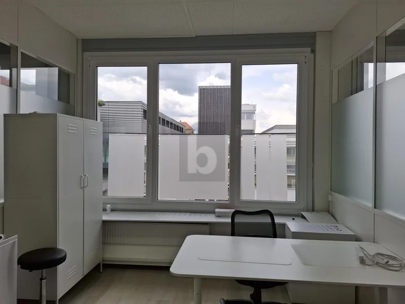 Commercial 10 rooms in La Chaux-de-Fonds — photo 5