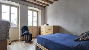 Building 11 rooms in Aigle — photo 5