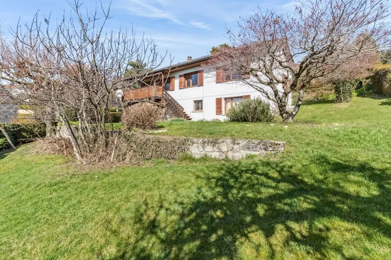 House / Villa 7 rooms in Lutry