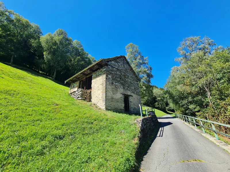 Maison / Villa 3 pièces à Serravalle — photo 2