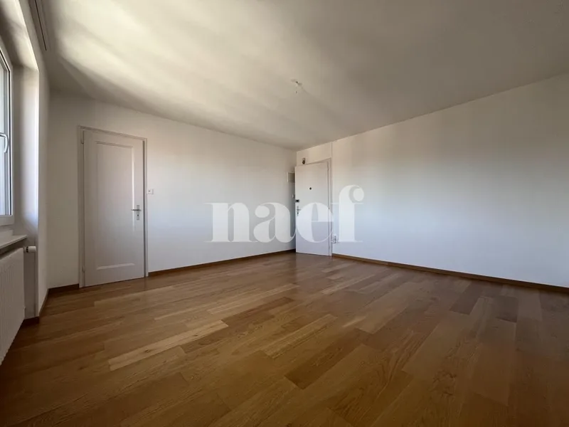 Appartement 1 pièces à La Chaux-de-Fonds — 4