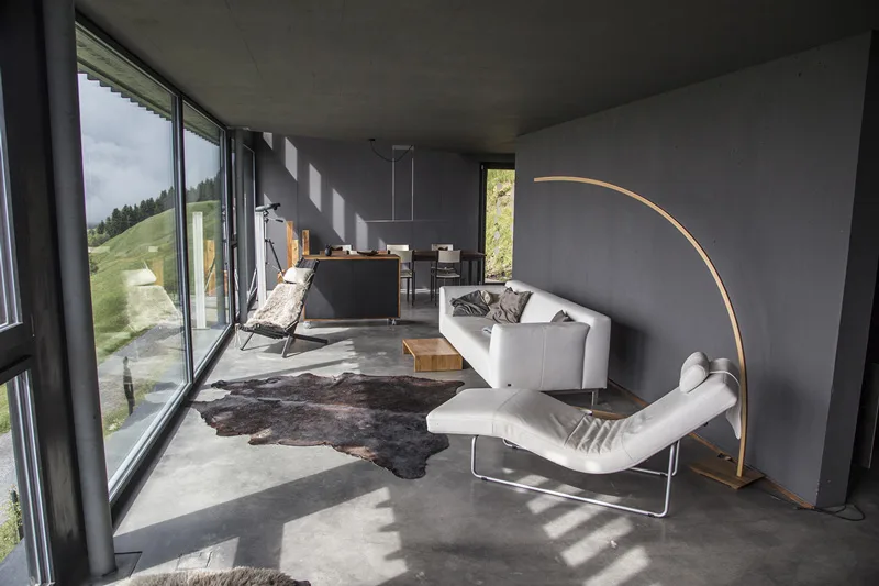 Maison / Villa 6 pièces à Val Lumnezia — photo 2