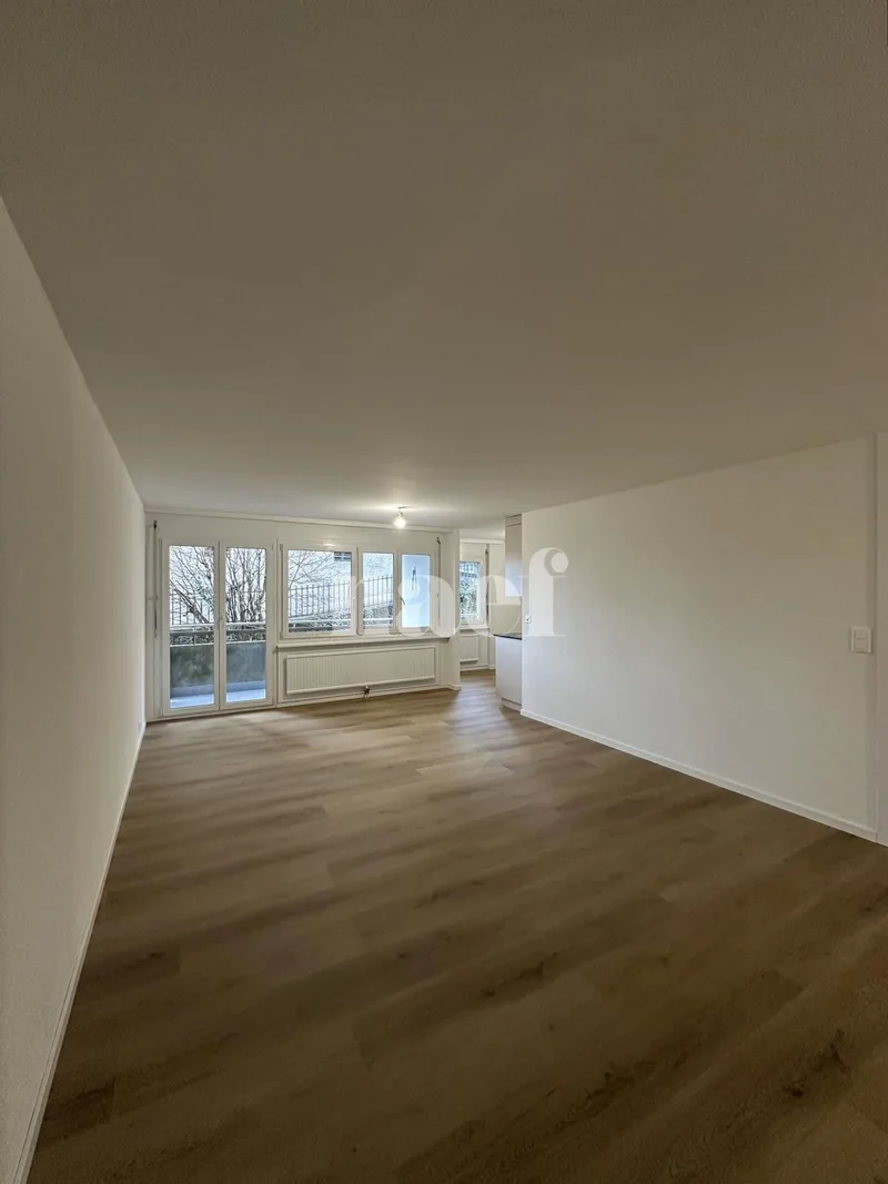 Apartment 3.5 rooms in Neuchâtel — photo 2