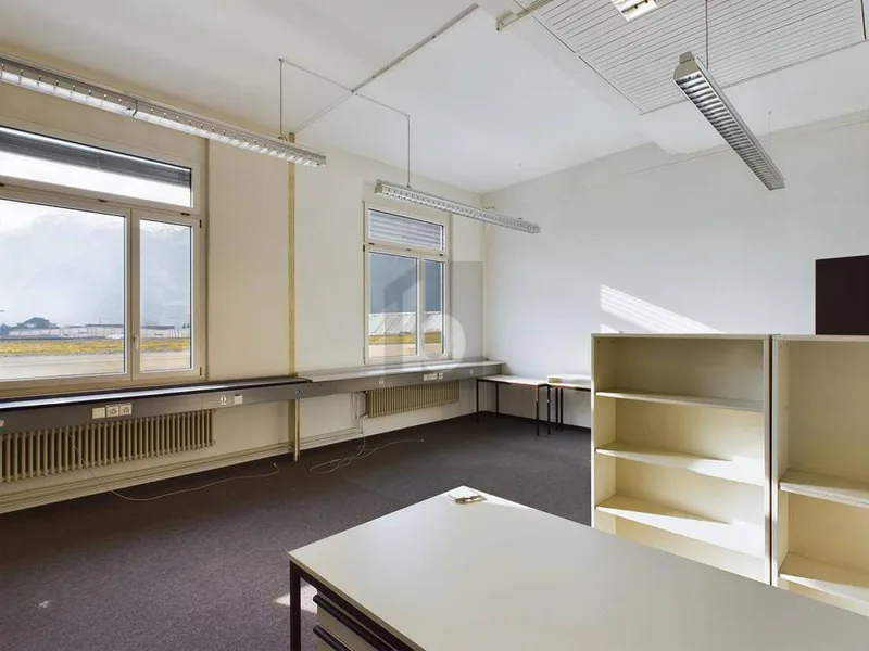 Gewerbe 2.5 Zimmer in Altdorf