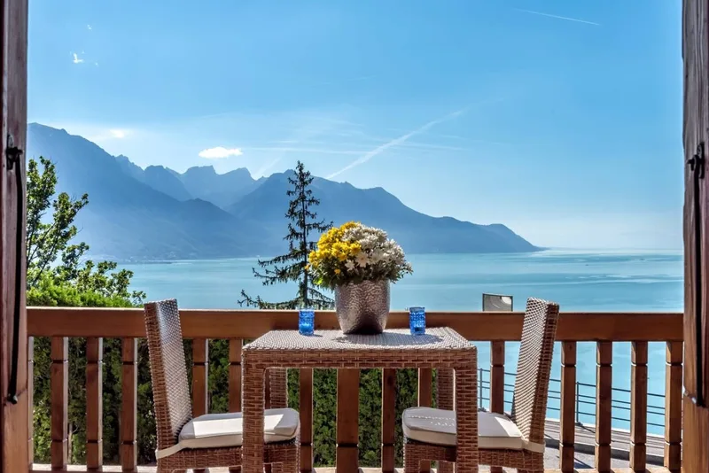 Maison / Villa 8 pièces à Territet