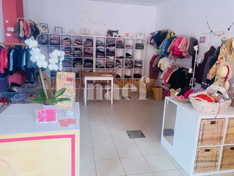 Commercial in Pierrefleur — 3