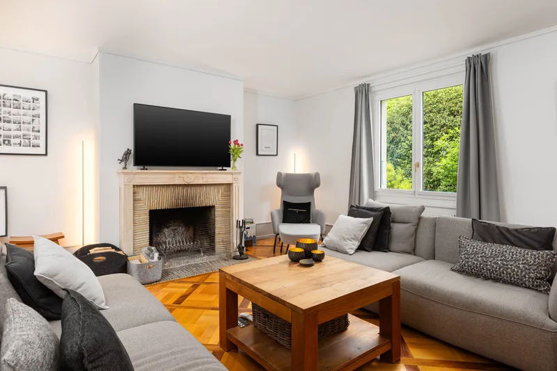 House / Villa 8.5 rooms in Château de Vennes — 4