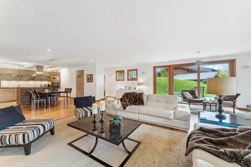 Appartement 6 pièces à Domaine de la Résidence — 4