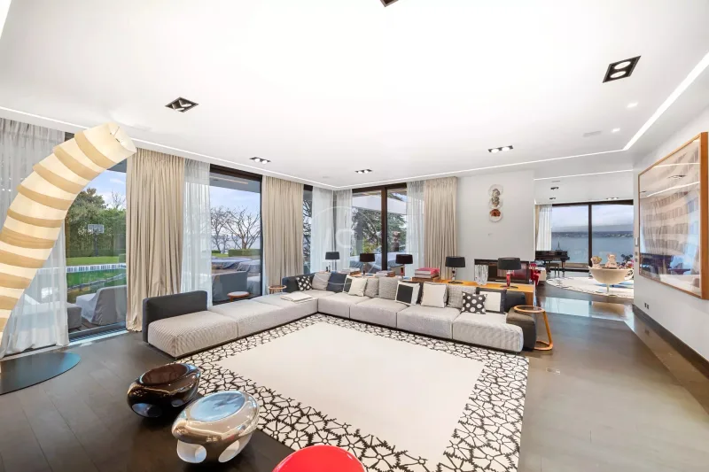 House / Villa 19 rooms in La Tour-de-Peilz — 4