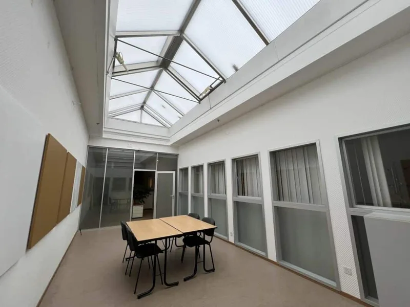 Commercial 18 rooms in Budron — 9