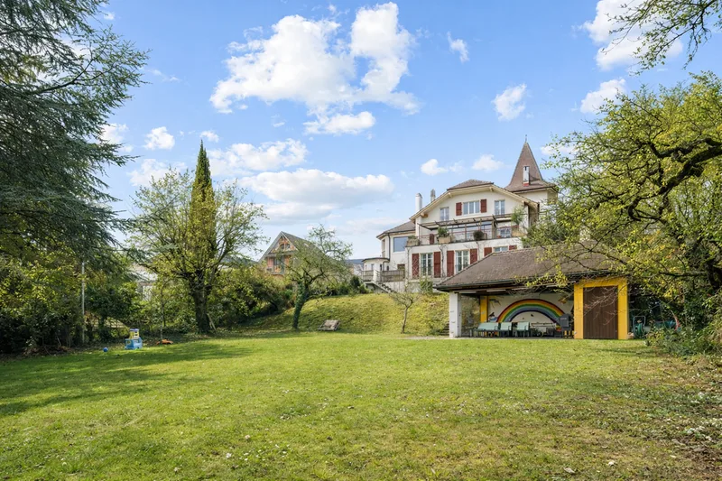 House / Villa 13.5 rooms in Corcelles-Cormondrèche — 12