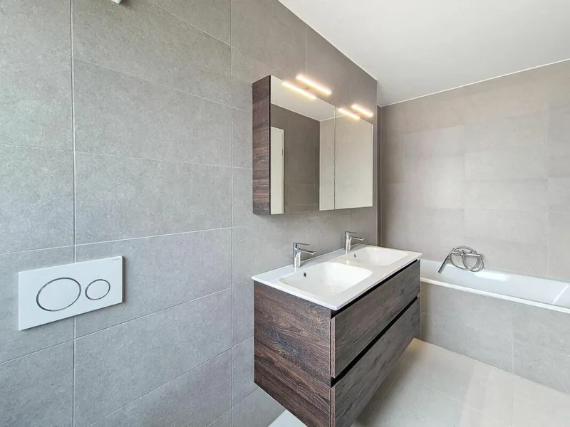 Wohnung 3.5 Zimmer in Quartier Saint-Michel — photo 5