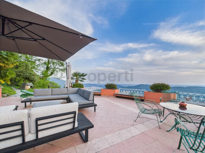 House / Villa 12 rooms in Breggia — 11