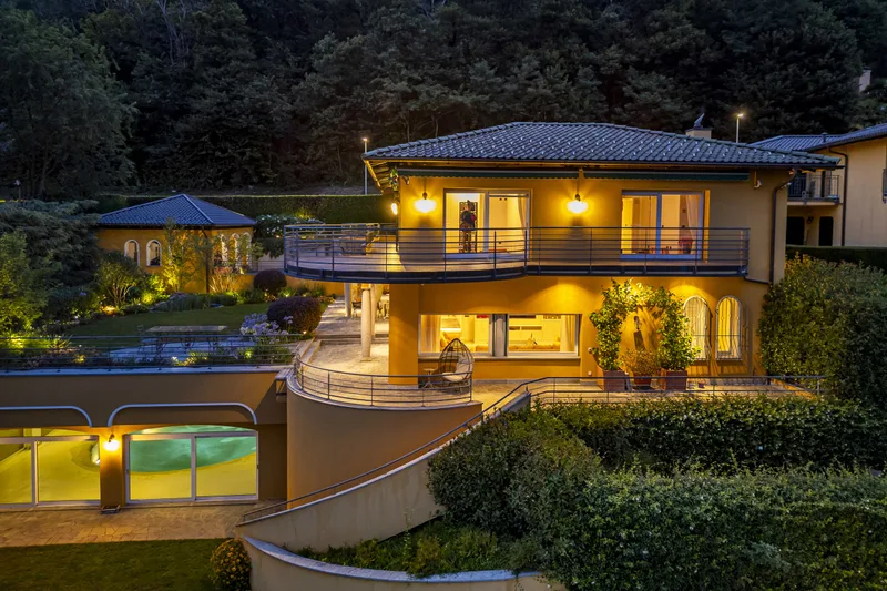 Maison / Villa 17 pièces à Porza — 5