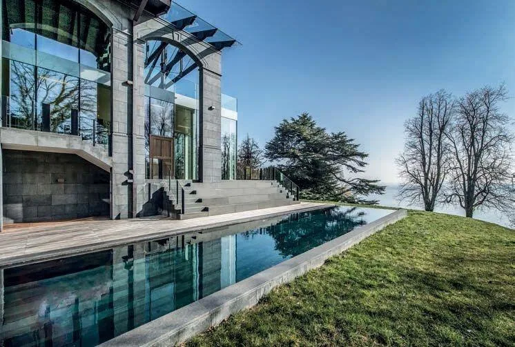House / Villa 15 rooms in Dully — 4