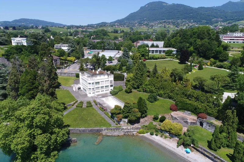 Maison / Villa 15 pièces à Clarens — 12