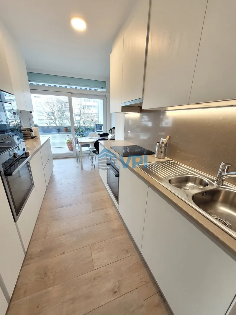 Apartment 6 rooms in Malagnou — photo 2