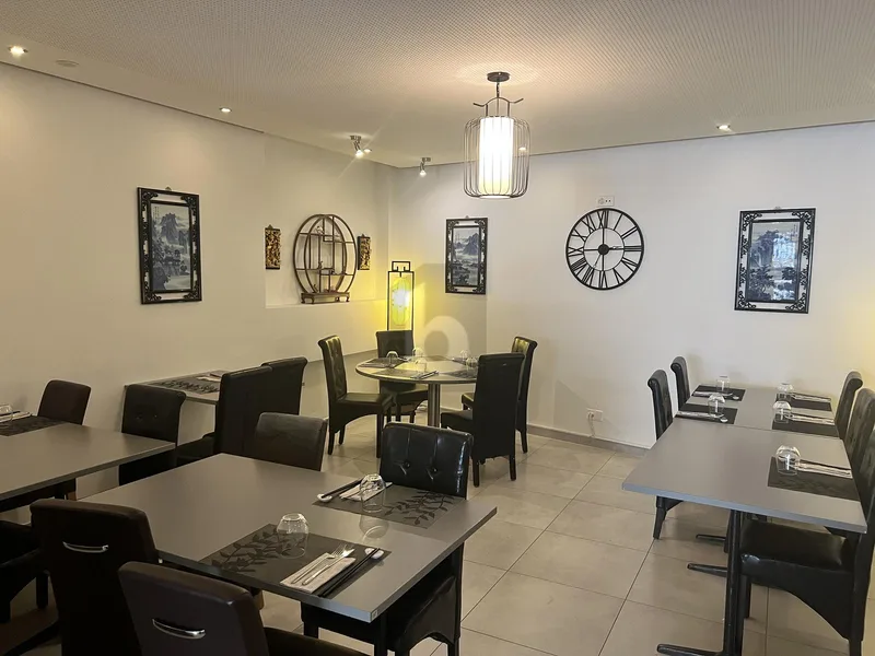Commercial 7 rooms in Stadtzentrum