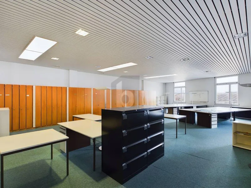 Gewerbe in Dätwyler Areal — photo 2