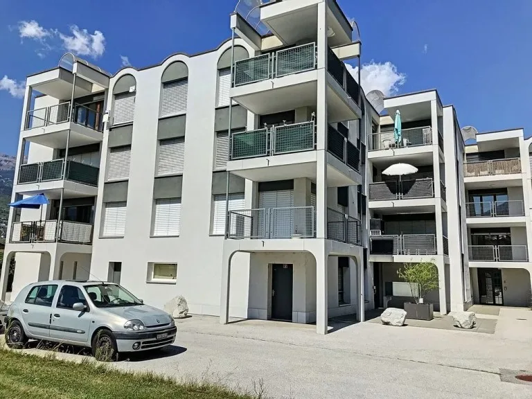 Apartment 4.5 rooms in Chalais
