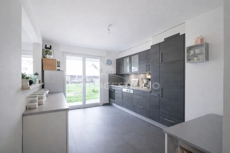Maison / Villa 6.5 pièces à Issert — 2