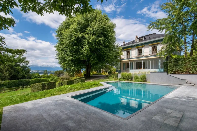 Maison / Villa 26 pièces à Cologny