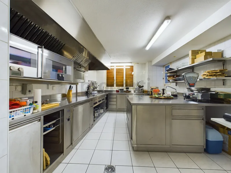 Maison / Villa 9 pièces à Vully-les-Lacs — photo 3