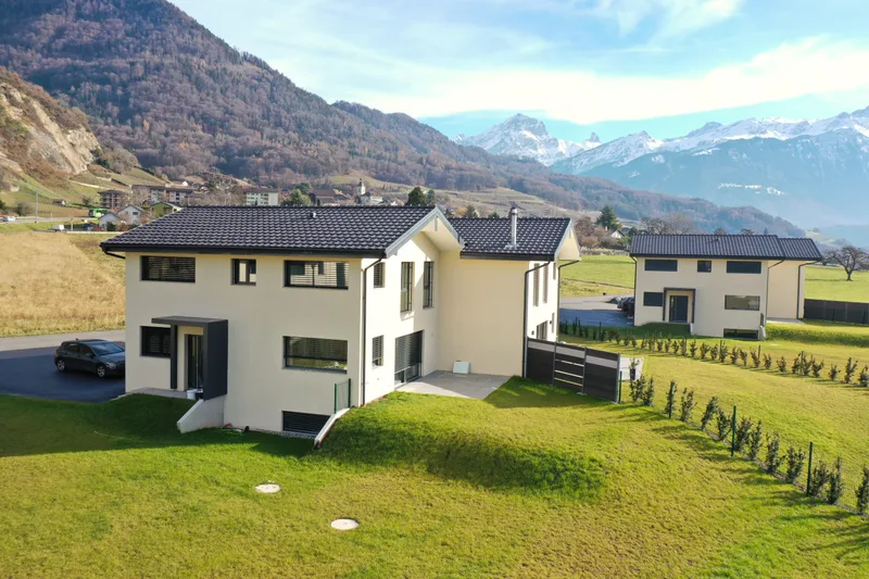 New development 5.5 rooms in En Lombard